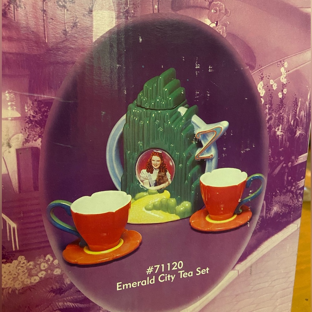 Wizard of Oz tea set